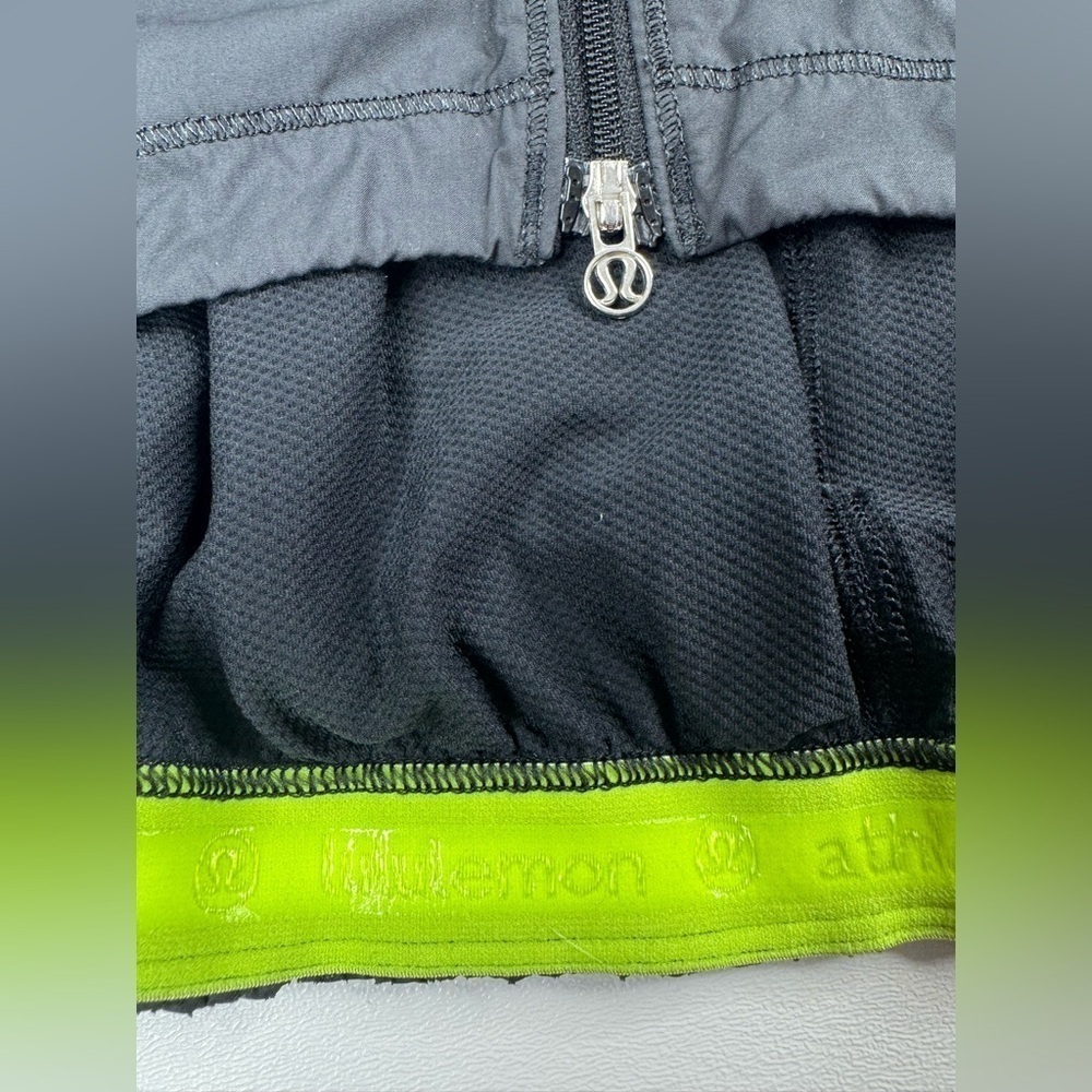 Lululemon Presta Asymmetric Zipper Packable Shirket Running Jacket Size 6 - Picture 7 of 13